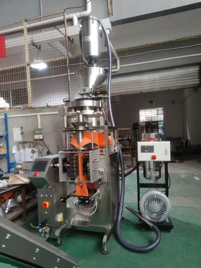 Станок для упаковки сыпучей продукции в пакет-подушку из спанбонда SP-15