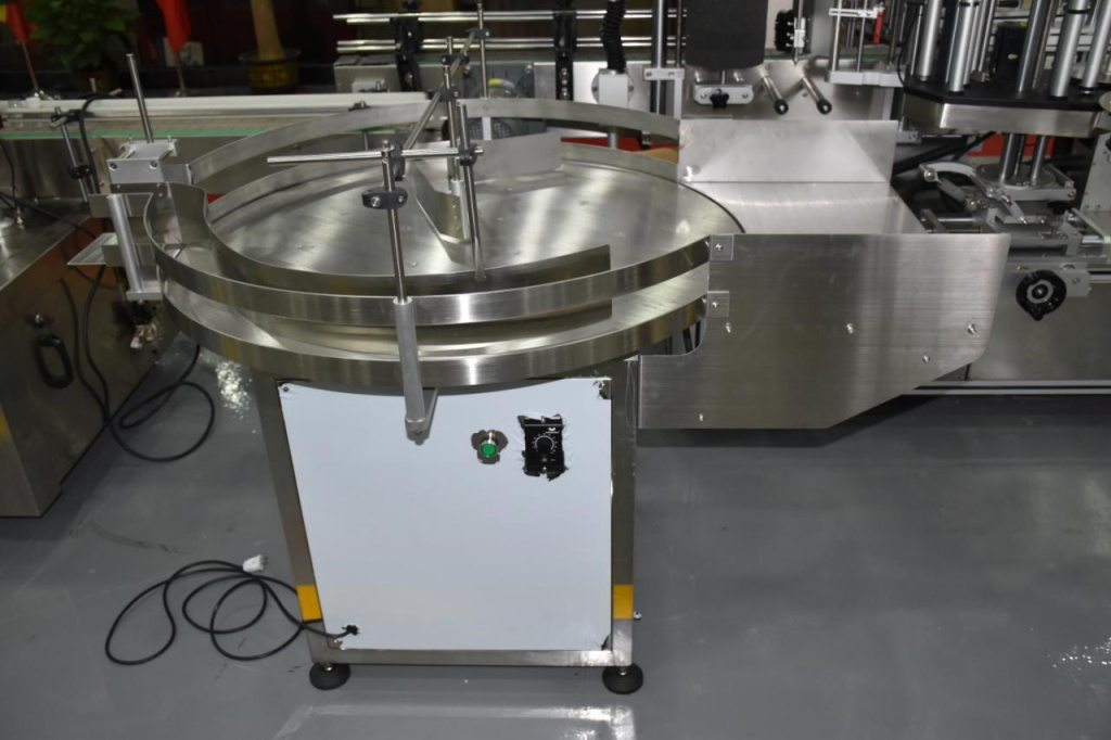 Линия для розлива и запайки ореховой пасты F30-60