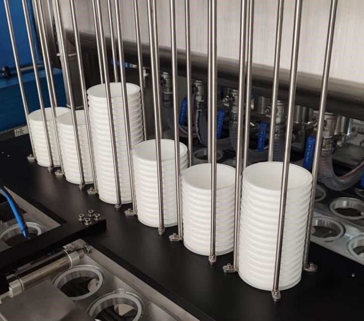 Автоматический станок для запайки стаканов платинкой RF-2GS