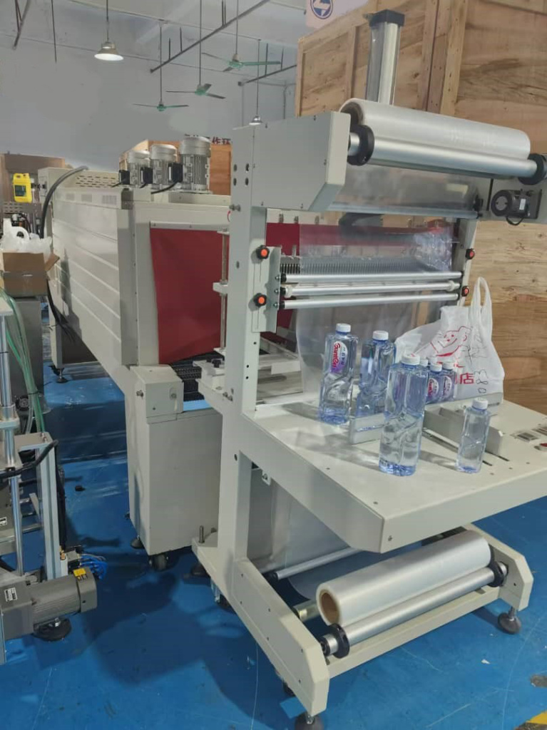 Термоусадочное упаковочное оборудование AS-650TFP + AS-BSP6040E