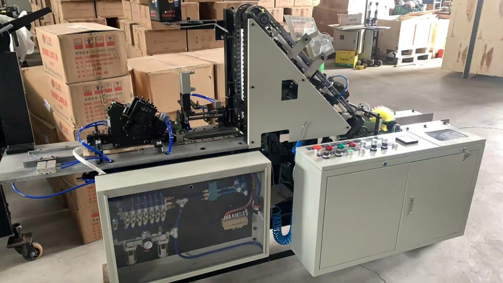 Оборудование для сортировки палочек в пакет-подушку WS114