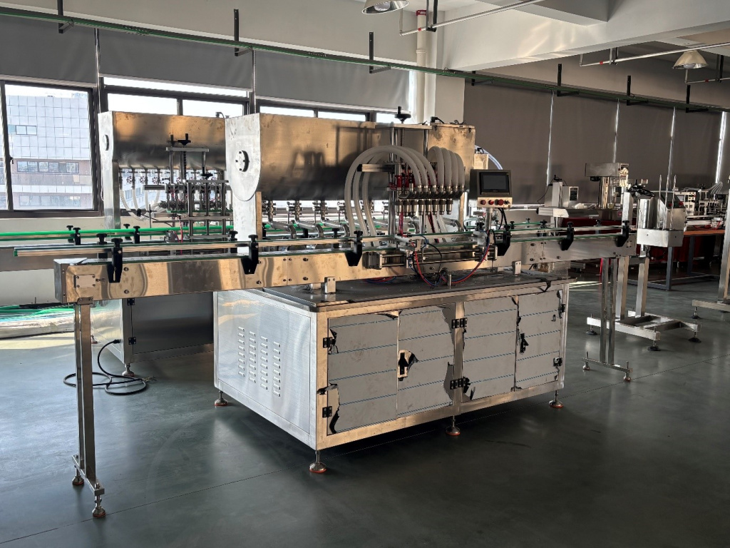 Восьмиголовочный дозатор для жидких продуктов WY-200