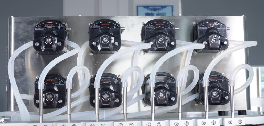 Четырехпоточный станок для фасовки жидких продуктов в фигурные саше-пакеты ZFD 600BY-4