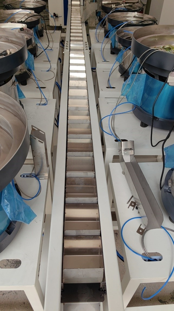 Счетно-фасовочная машина для подсвета метизов TY-1.6-TD-4P