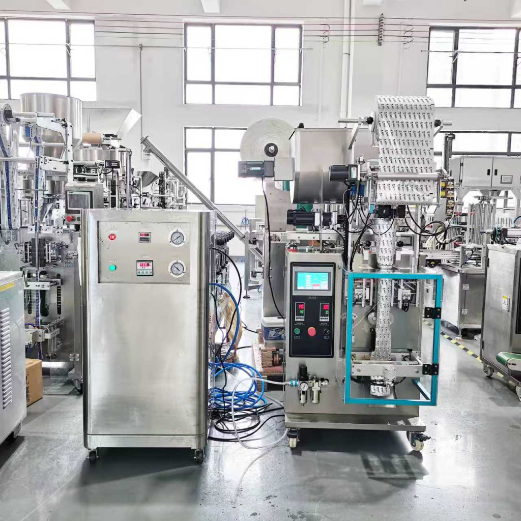 Станок для фасовки и упаковки вязких продуктов в пакет-подушку JS-220Y