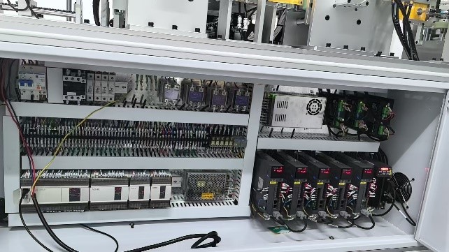 Станок для упаковки перчаток в саше пакеты BSY-ZD-ST6